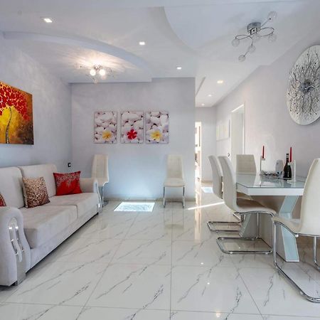 Apartment In Saranda エクステリア 写真