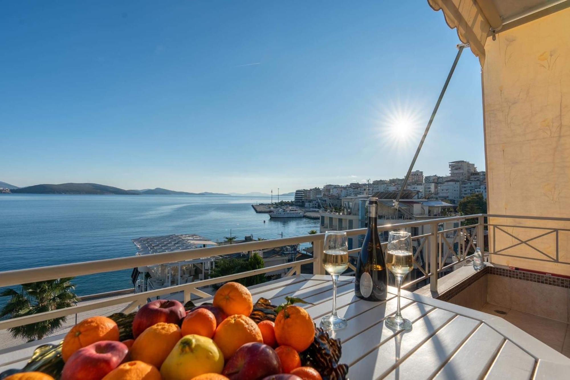Apartment In Saranda エクステリア 写真