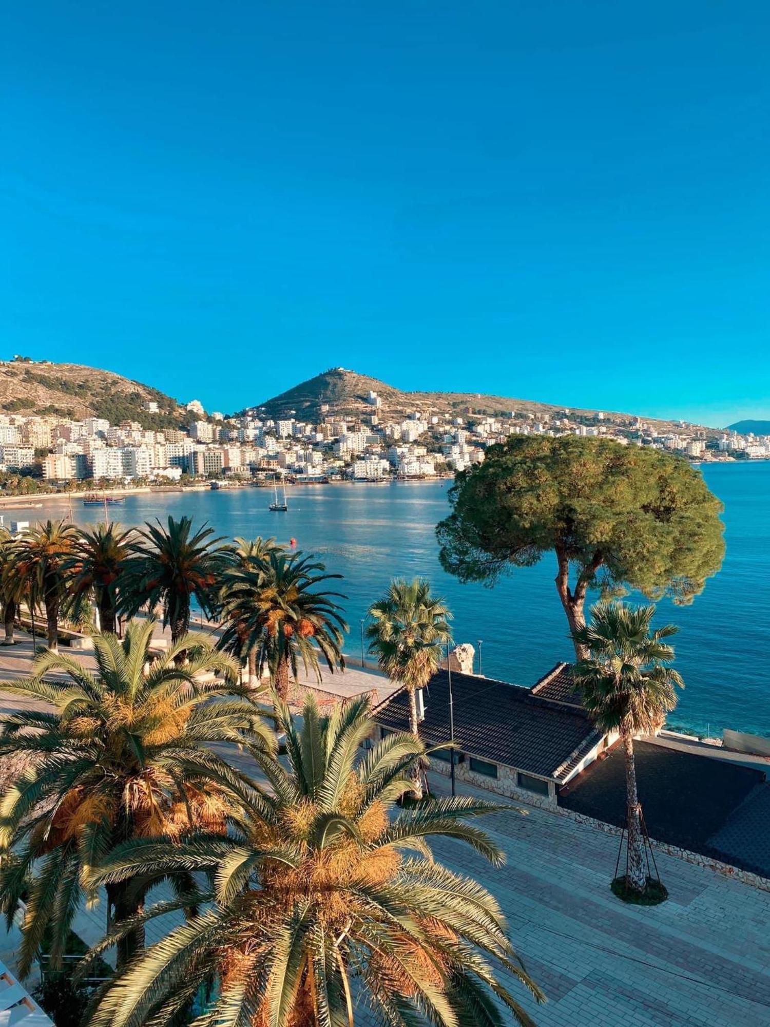 Apartment In Saranda エクステリア 写真