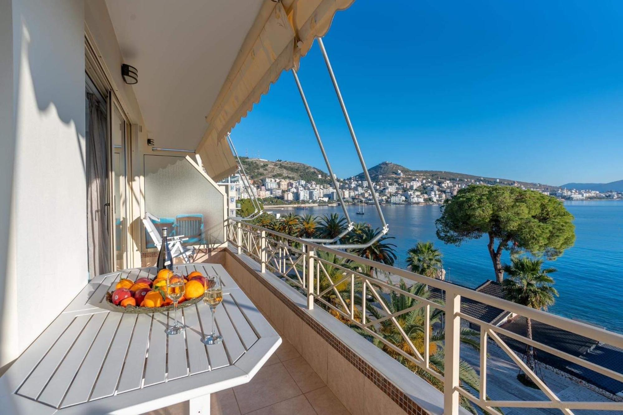 Apartment In Saranda エクステリア 写真